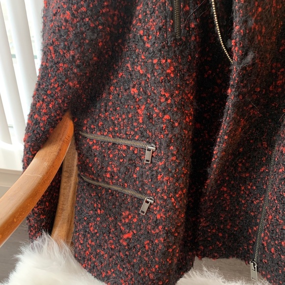 Textured Banana Republic Blazer - Picture 4 of 5